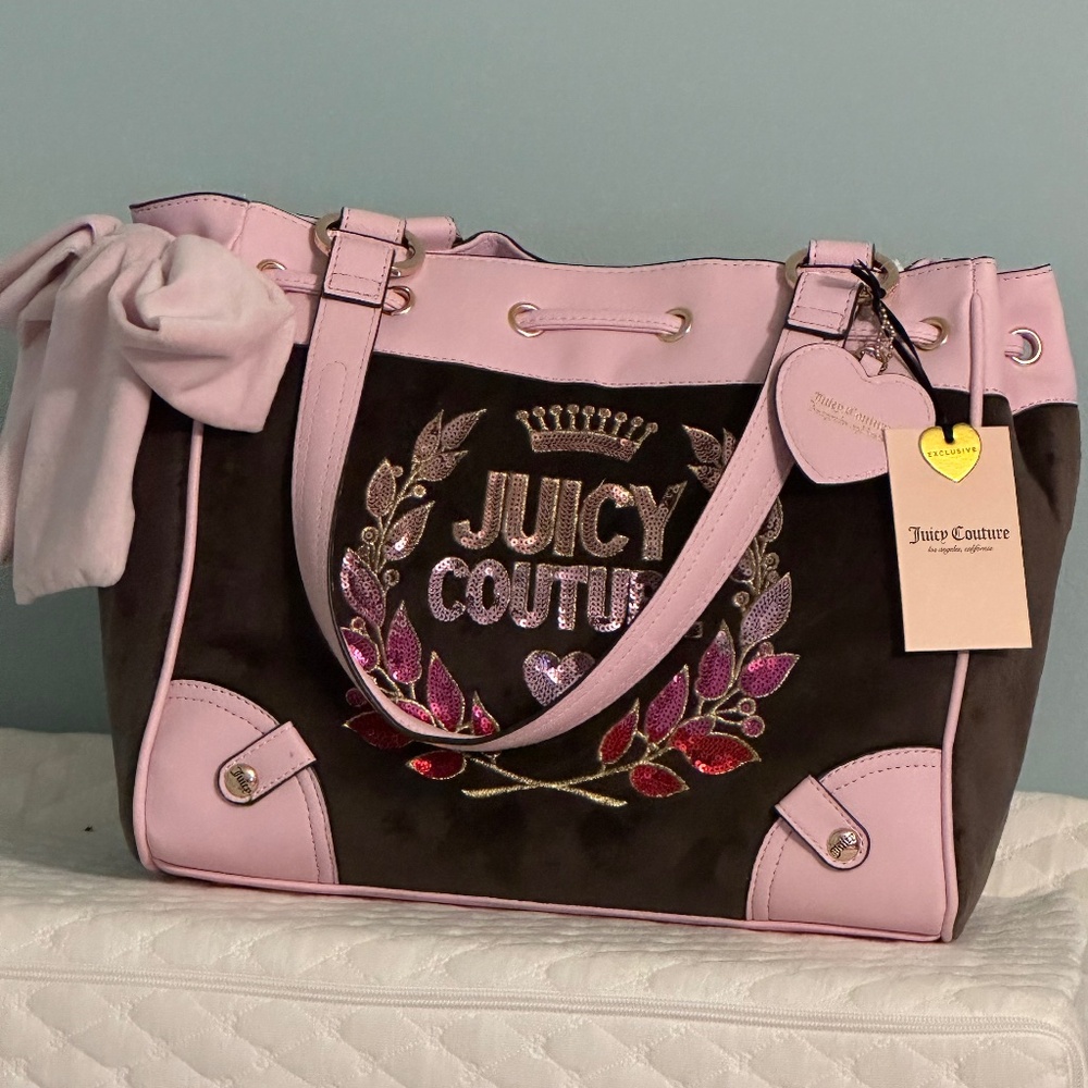 Update: Sold Juicy couture daydreamer bag